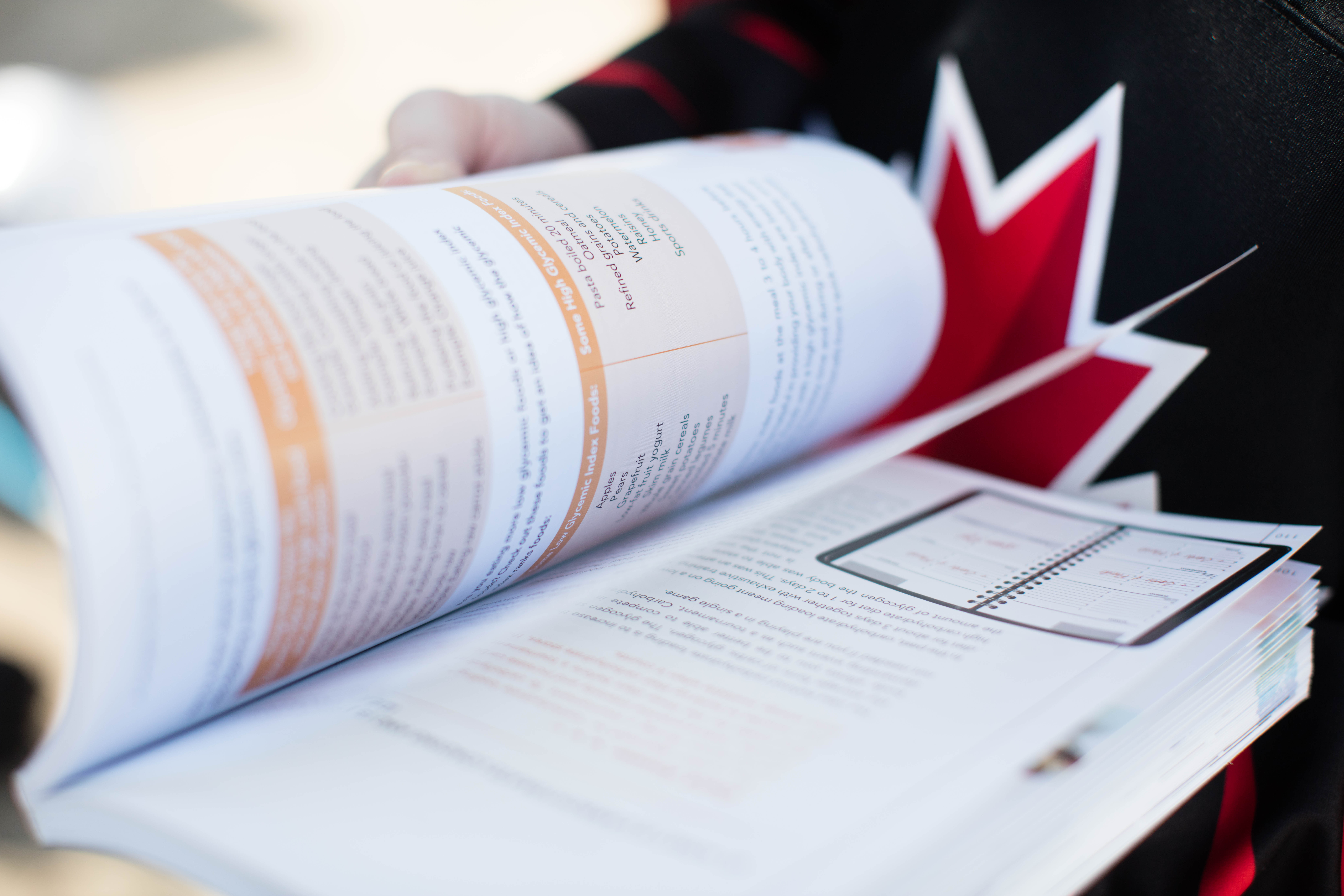 WomensHockey0418_0030